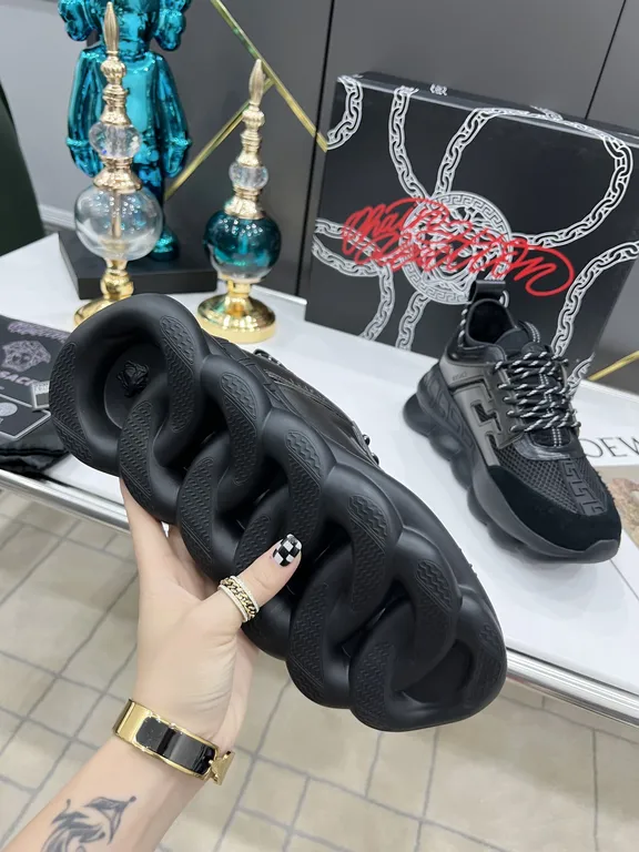 Versace Shoe 